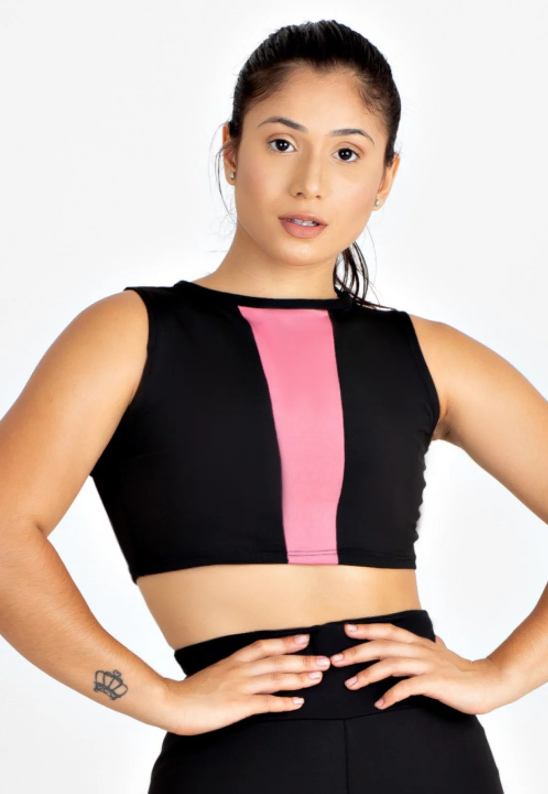 Cropped Fitness Preto com Faixa Rosa