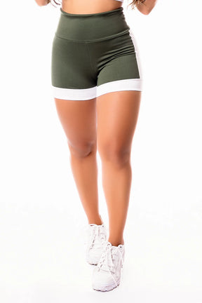 Short Fitness Academia Verde Militar com Branco Cintura Alta