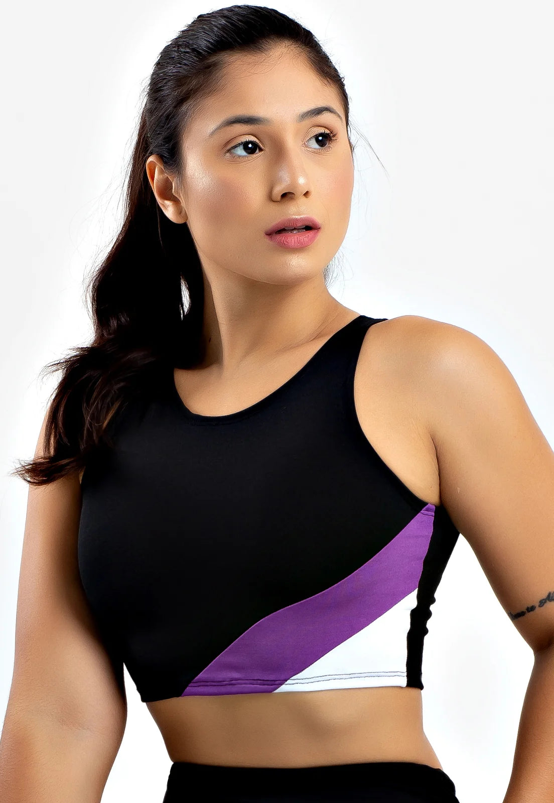 Cropped Preto com Detalhe Listra Lateral Roxo e Branco