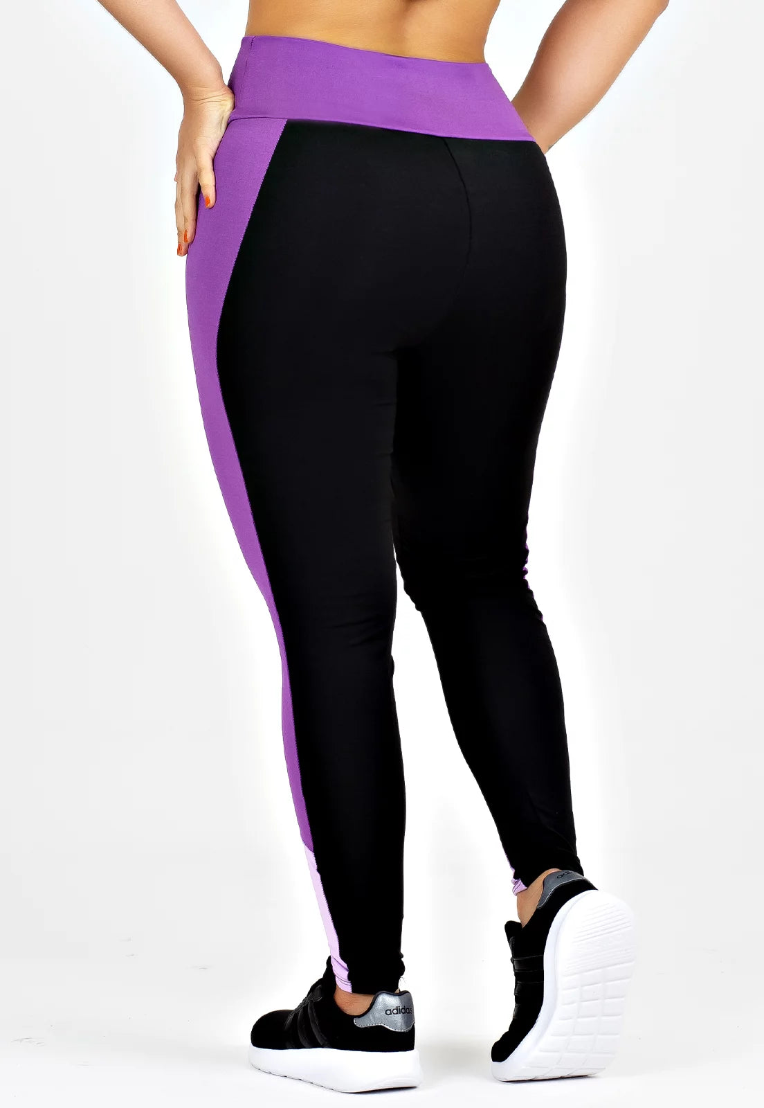 Calça Legging com Lateral em Roxo e Lilás